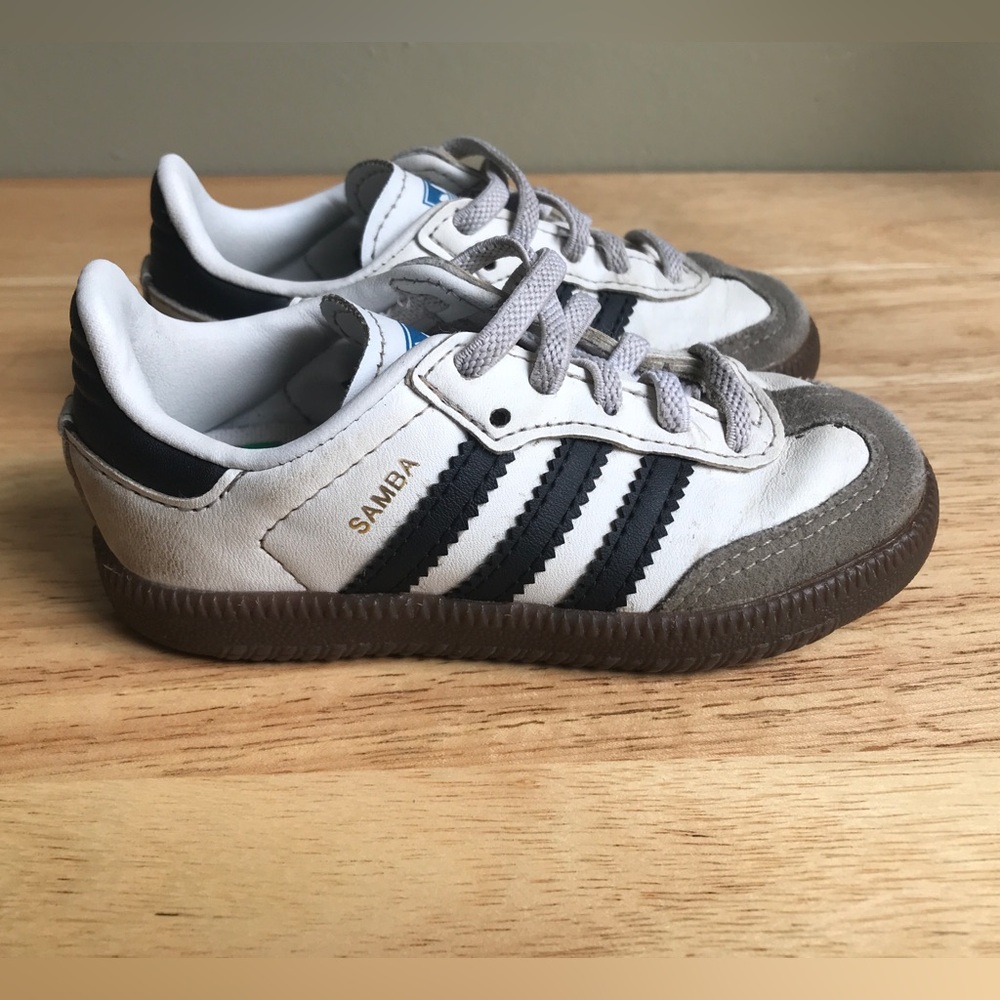 Adidas Toddler Samba OG “ White Black Gum” Size: US 5.5K EUR 21